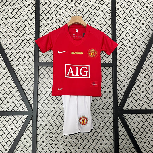 Manchester United Retro 06/07 Home Jersey Kids Size