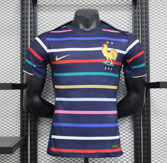 France 24-25 Training Kit