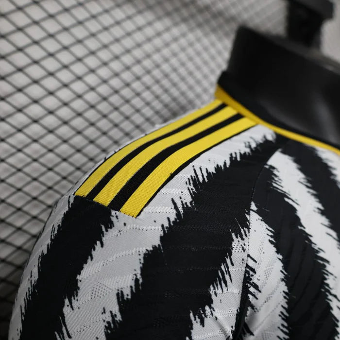 Juventus 23-24 Long Sleeve Home Kit