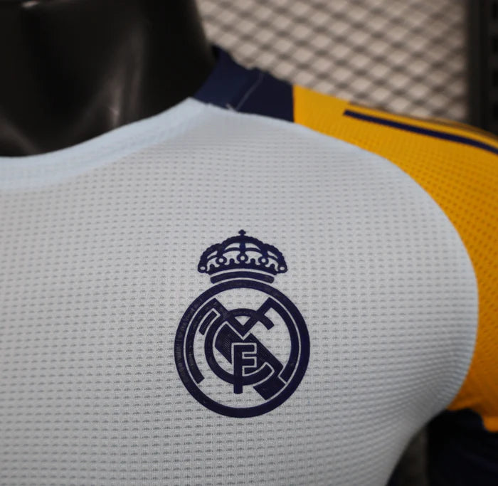 Real Madrid 24-25 Pre-Match Kit