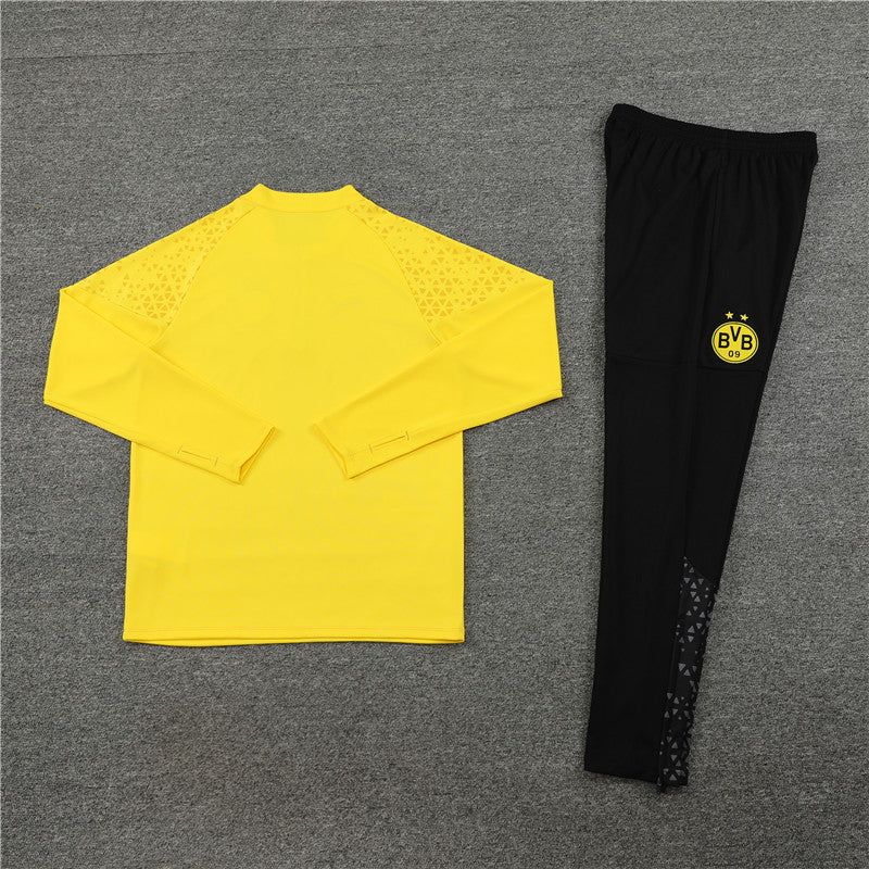 Borussia Dortmund Black and Yellow Tracksuit