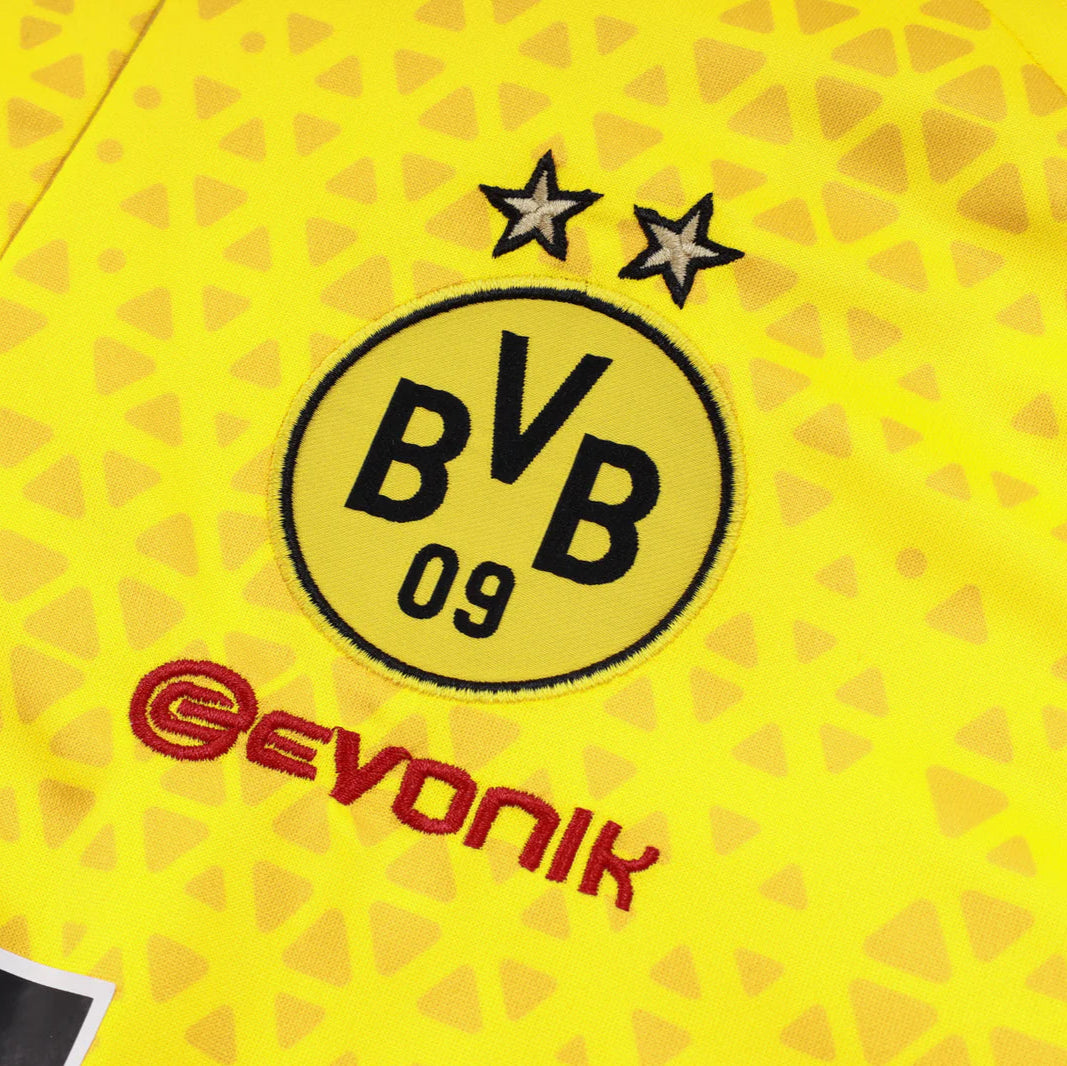 Borussia Dortmund Black and Yellow Tracksuit