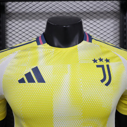 Juventus 24-25 Away Kit