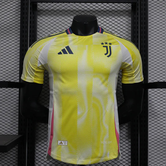 Juventus 24-25 Away Kit