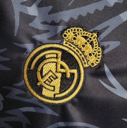 Real Madrid "Dragón Negro" Limited Jersey