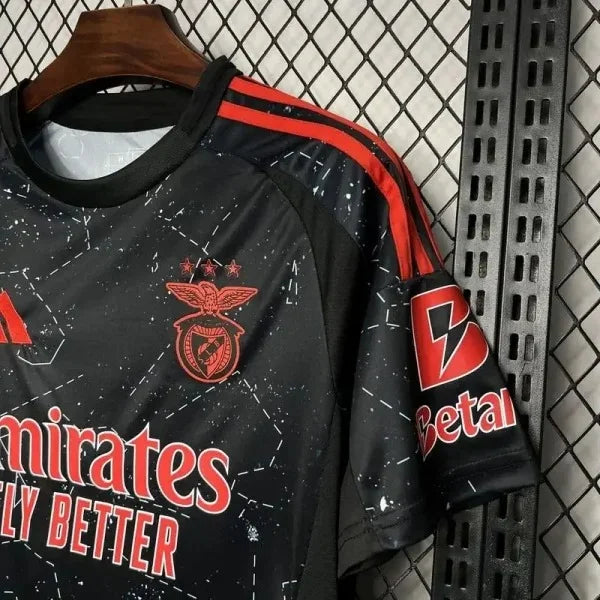 24/25 Benfica Away